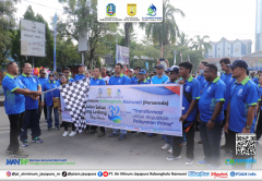 Jalan Sehat Bersama Tukang Ledeng Jayapura dilepas oleh Penjabat Bupati Jayapura Triwarno Purnomo, SSTp, MSi.